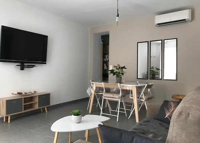 Le Benedictins Nîmes